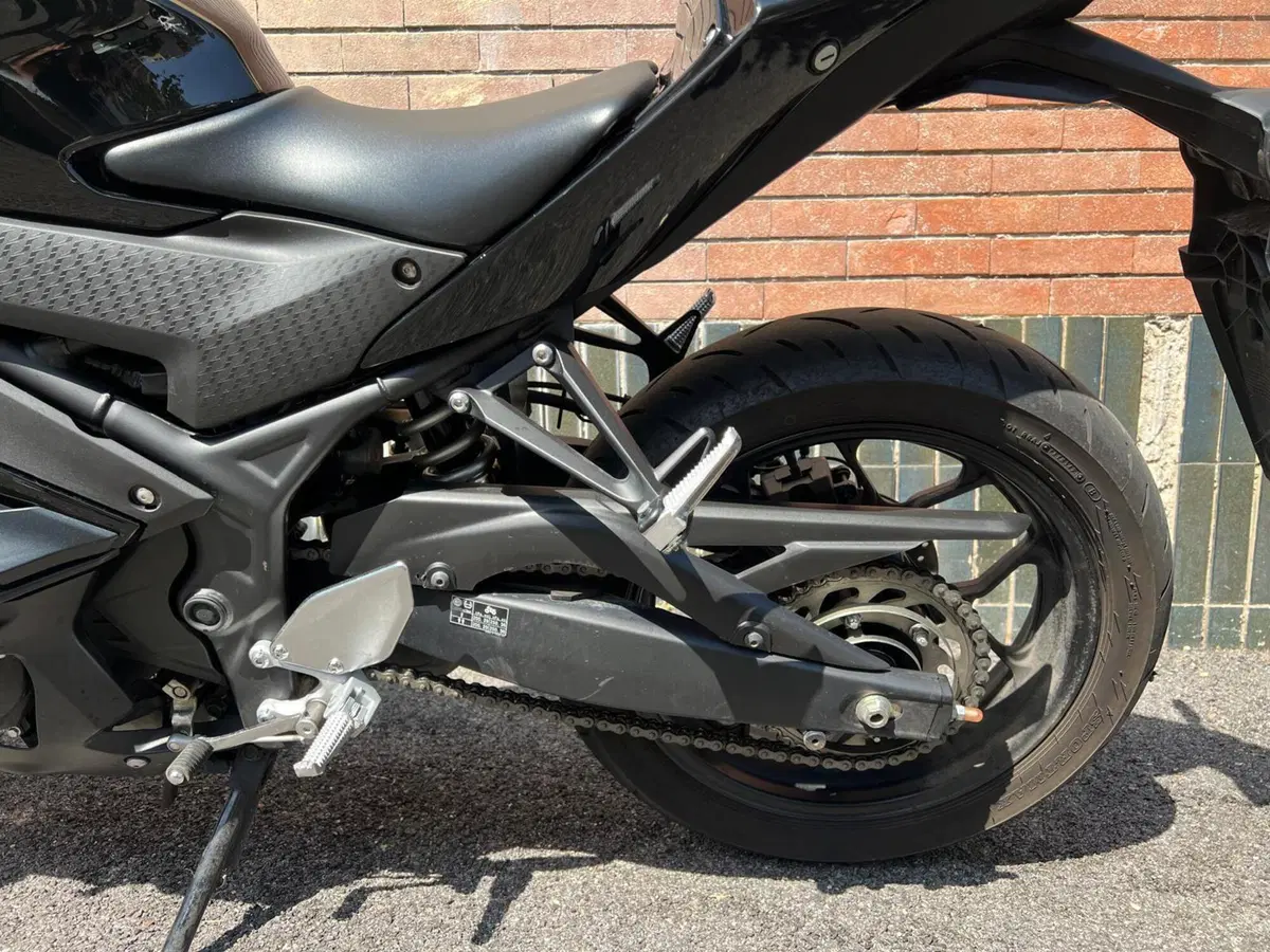 Yamaha YZF R3 (2021 - 24) (14)