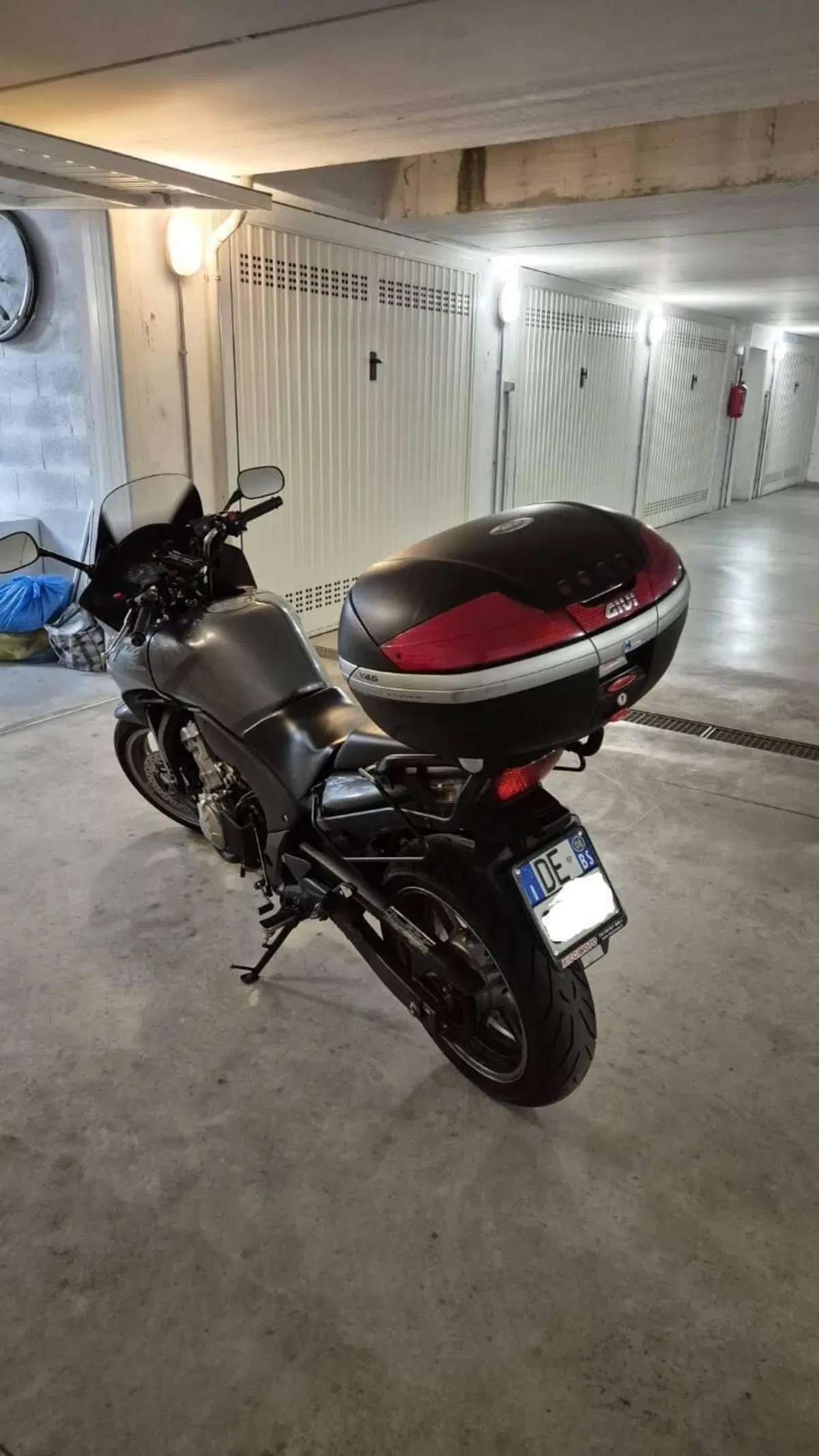 Honda CBF 600 N (2005- 11) (10)