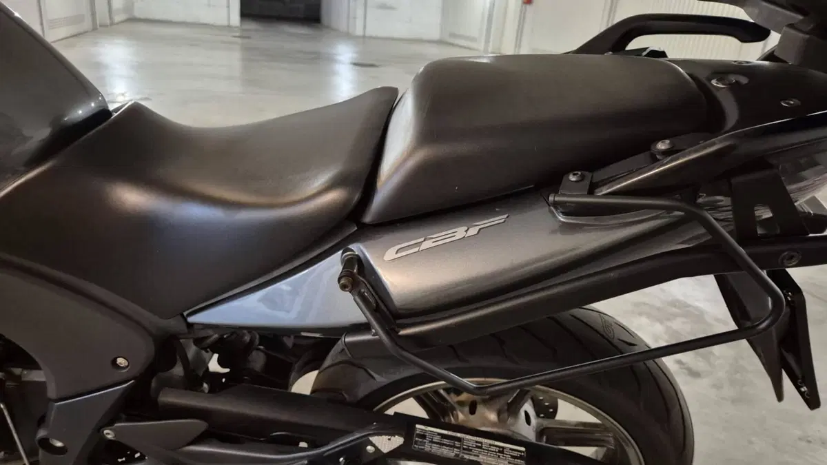 Honda CBF 600 N (2005- 11) (16)