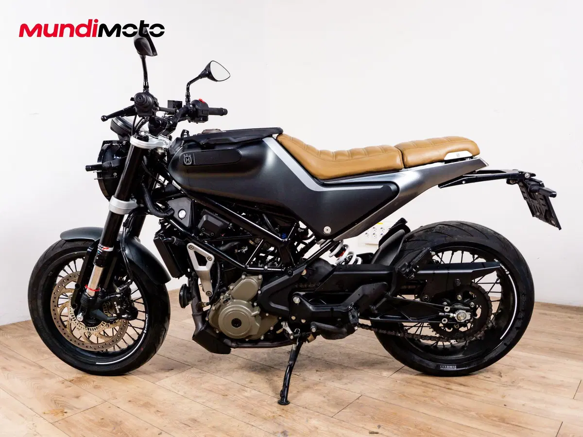 Husqvarna Svartpilen 401 (2020) (6)