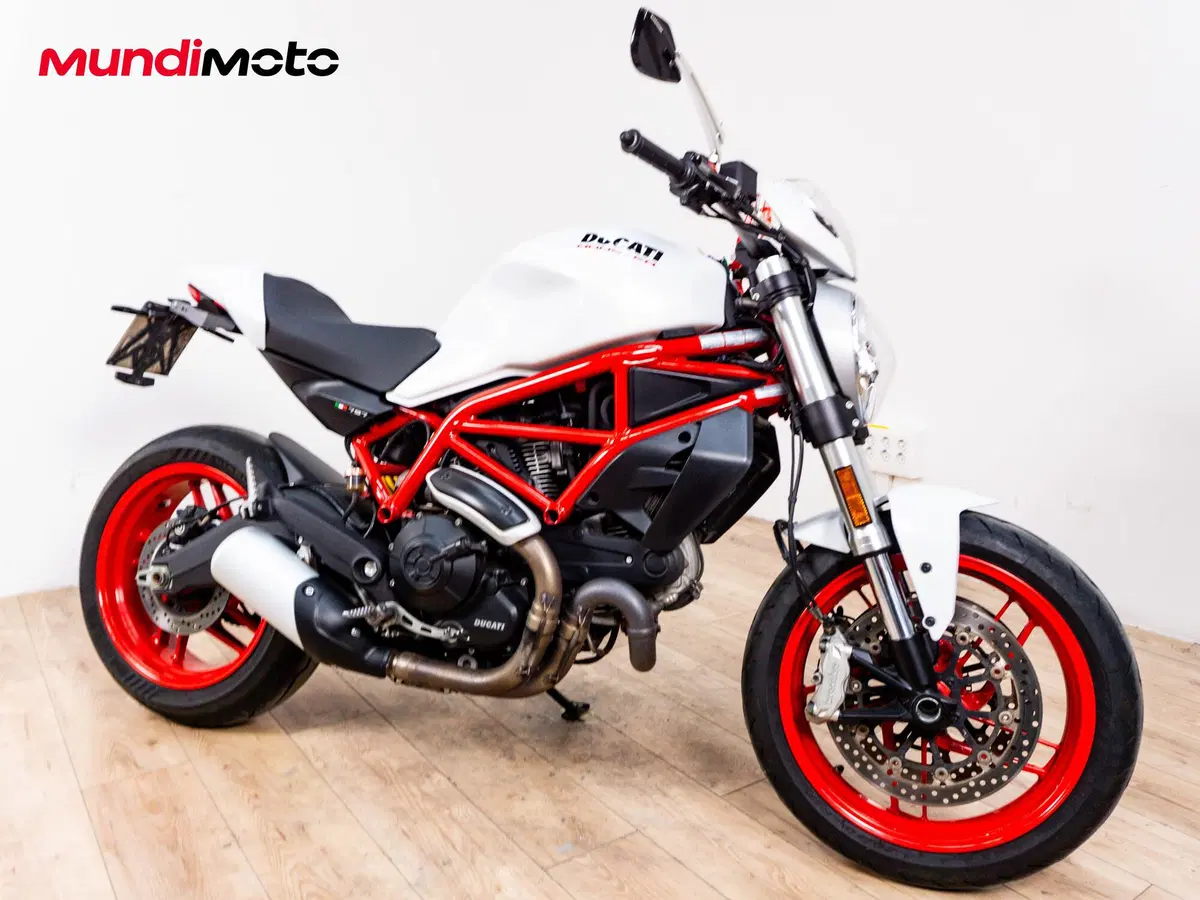 Ducati Monster 797 Plus (2019) (2)