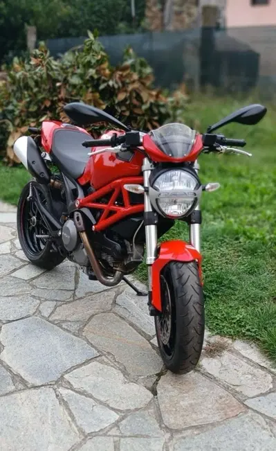 Ducati Monster 796 (2010 - 13) usata