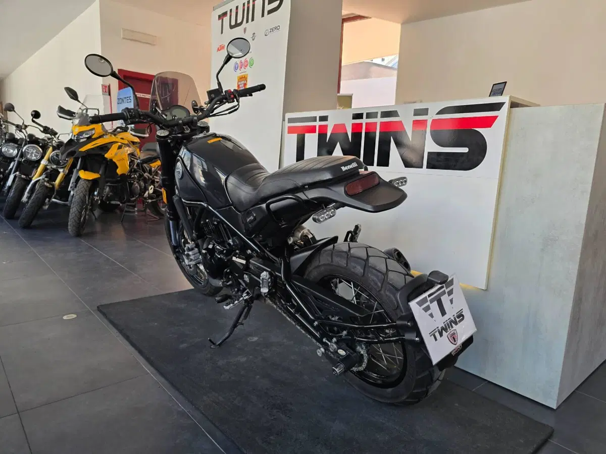 Benelli Leoncino 500 Trail ABS (2017 - 20) (5)