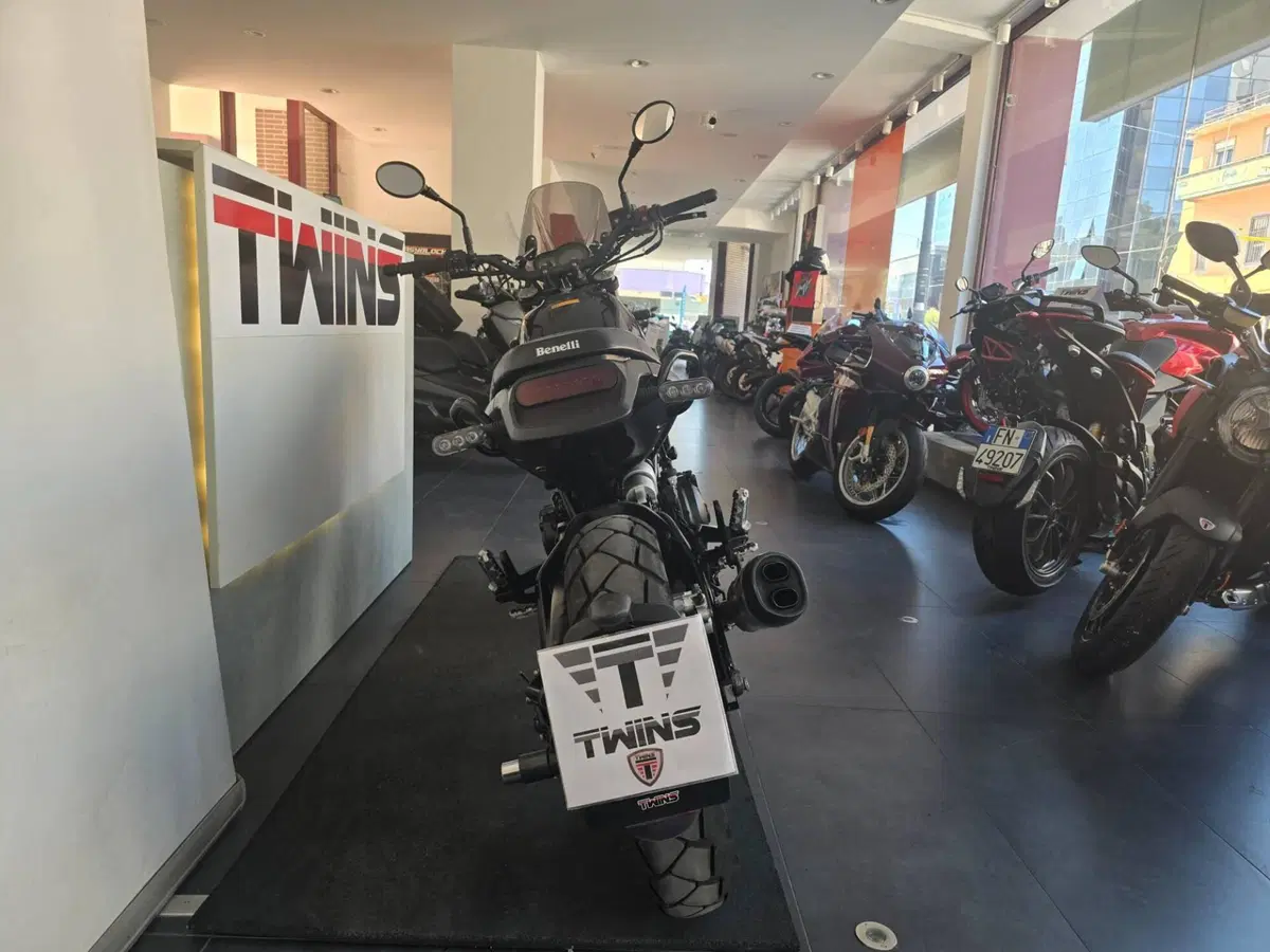 Benelli Leoncino 500 Trail ABS (2017 - 20) (6)