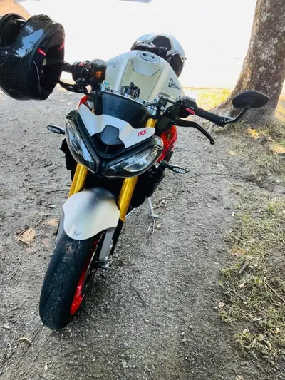 Triumph Street Triple 765 RX (2026) usata