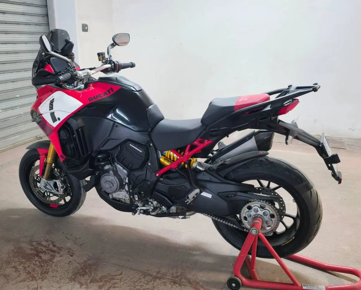 Ducati Multistrada V4 Pikes Peak (2021 - 24) (10)