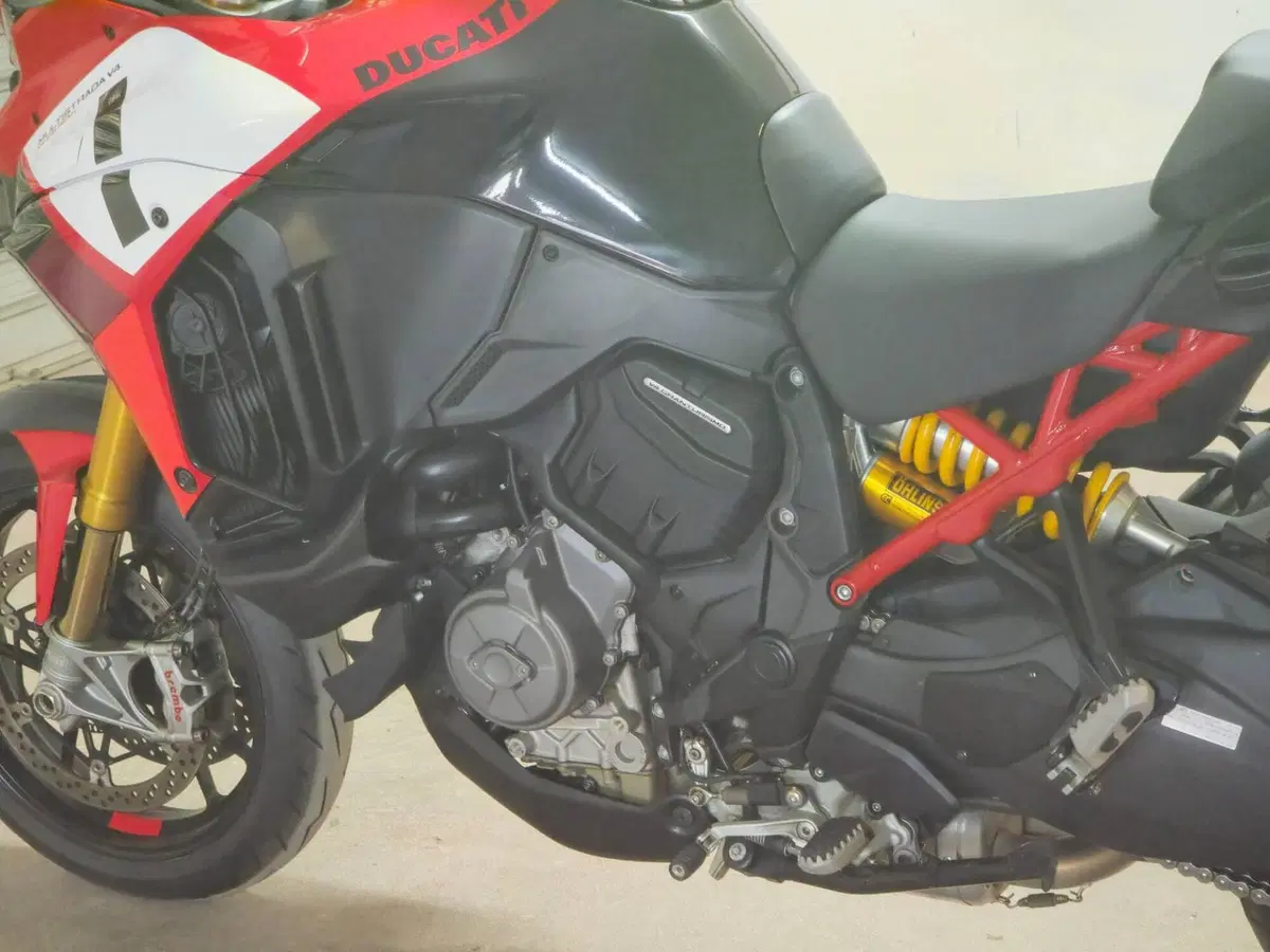 Ducati Multistrada V4 Pikes Peak (2021 - 24) (11)
