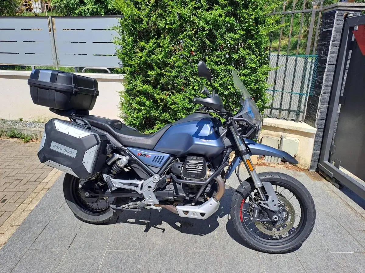 Moto Guzzi V85 TT (2019 - 20) (4)