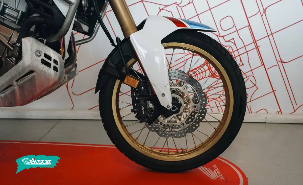 Honda Africa Twin CRF 1000L Adventure Sports (2018 - 19) (13)