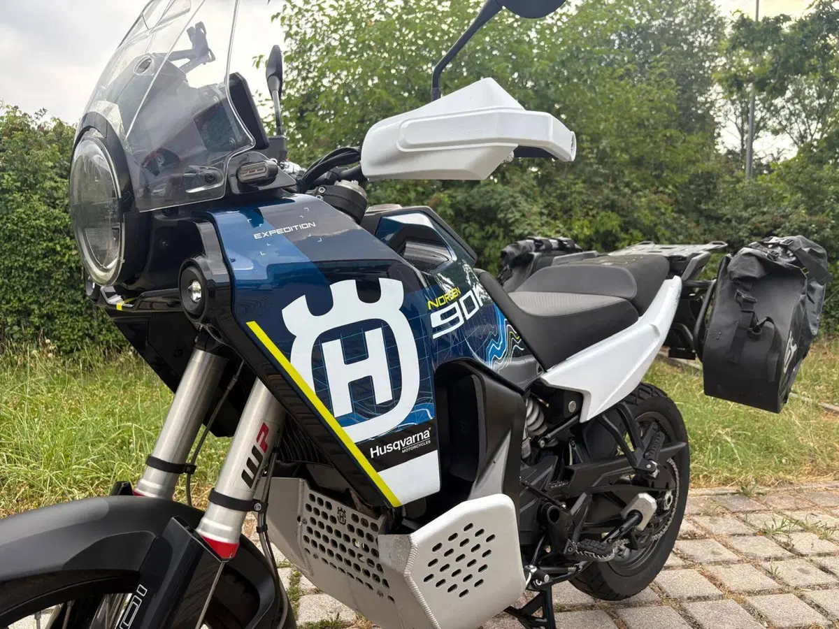 Husqvarna Norden 901 Expedition (2023 - 24) (3)
