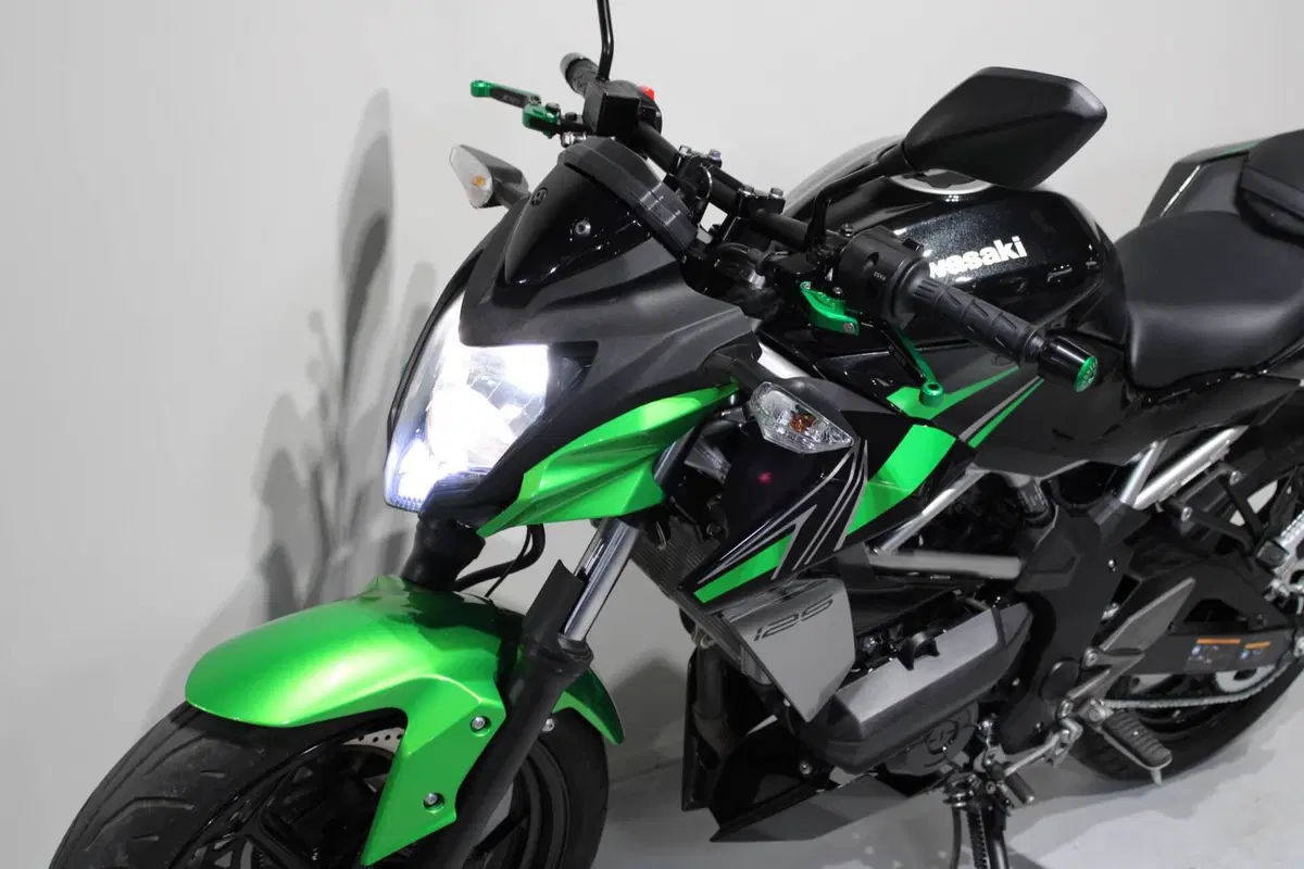 Kawasaki Z 125 (2021 - 24) (6)