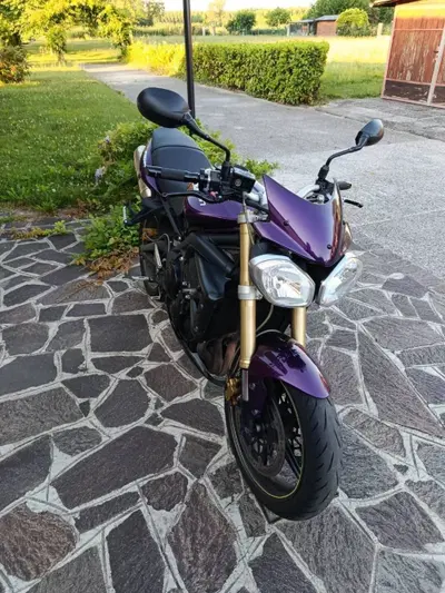 Triumph Street Triple (2007 - 12) usata