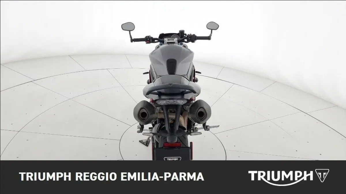 Triumph Speed Triple 1050 R ABS (2016 - 17) (14)
