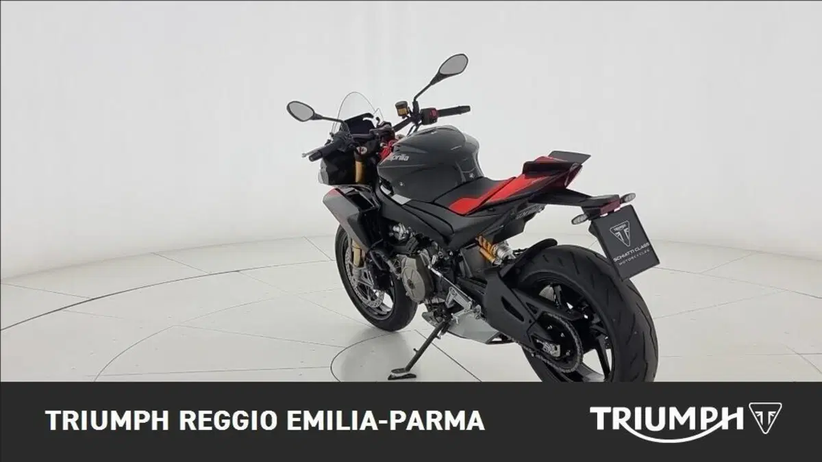 Aprilia Tuono 660 Factory (2022 - 24) (3)