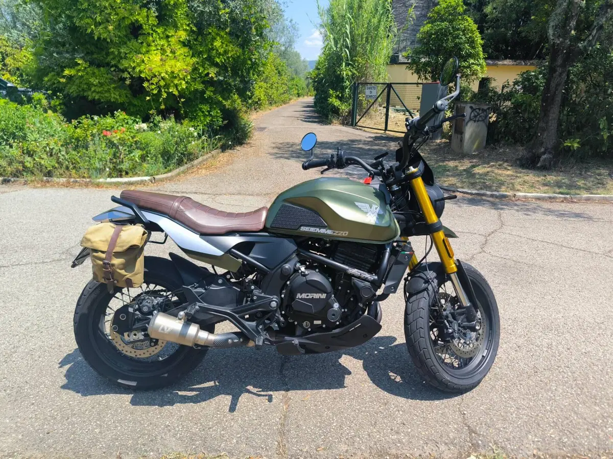 Moto Morini SEIEMMEZZO SCR (2022 - 26) (2)