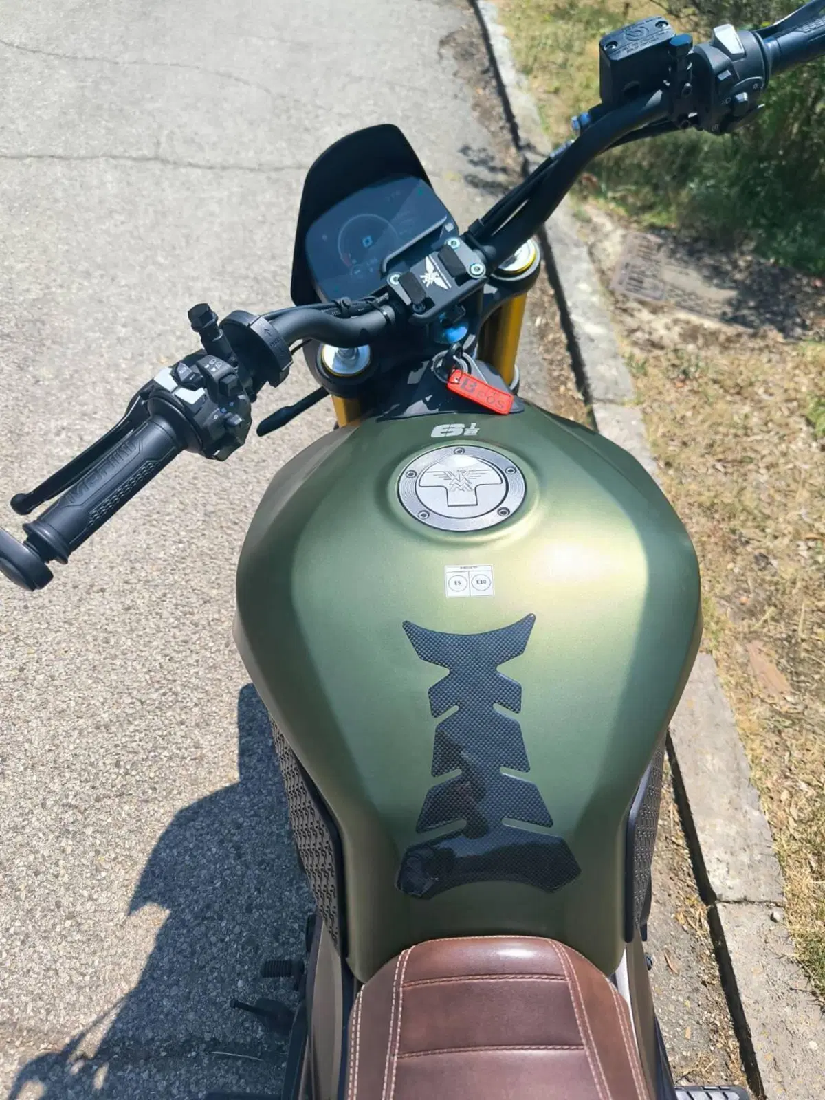 Moto Morini SEIEMMEZZO SCR (2022 - 26) (5)