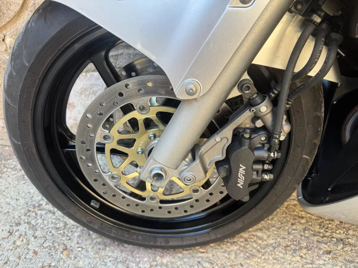 Honda VFR 800 (2002 - 05) (10)