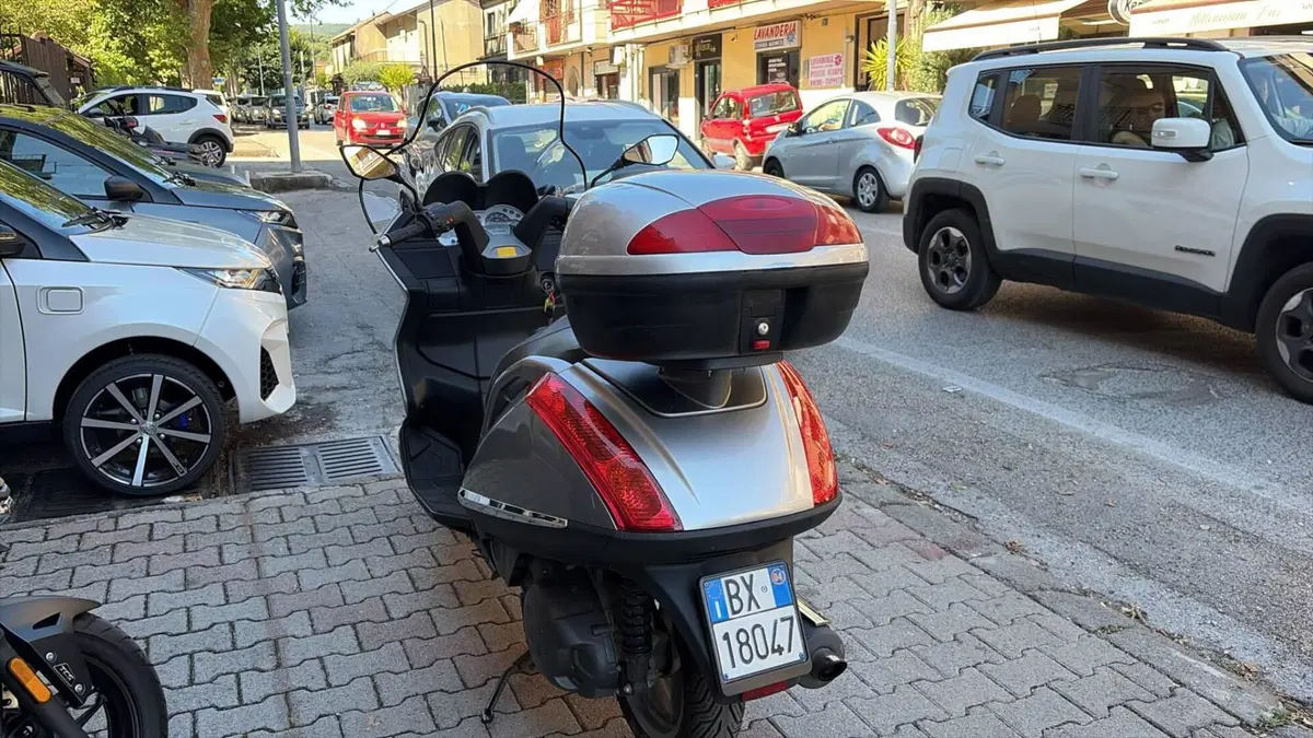 Aprilia Atlantic 500 (2003 - 04) (4)