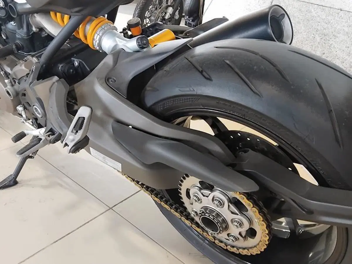 Ducati Monster 1200 S (2014 - 16) (5)