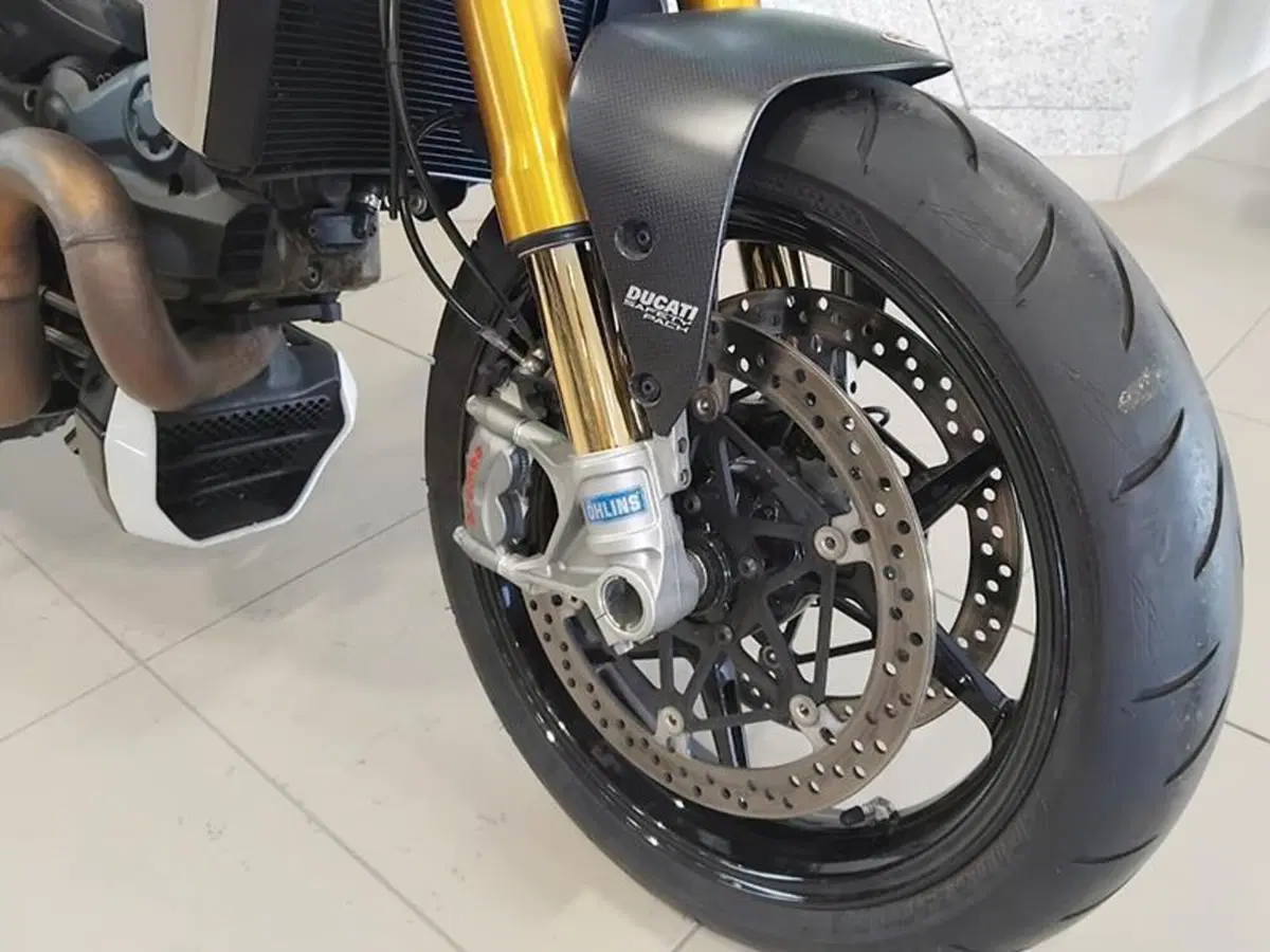 Ducati Monster 1200 S (2014 - 16) (9)