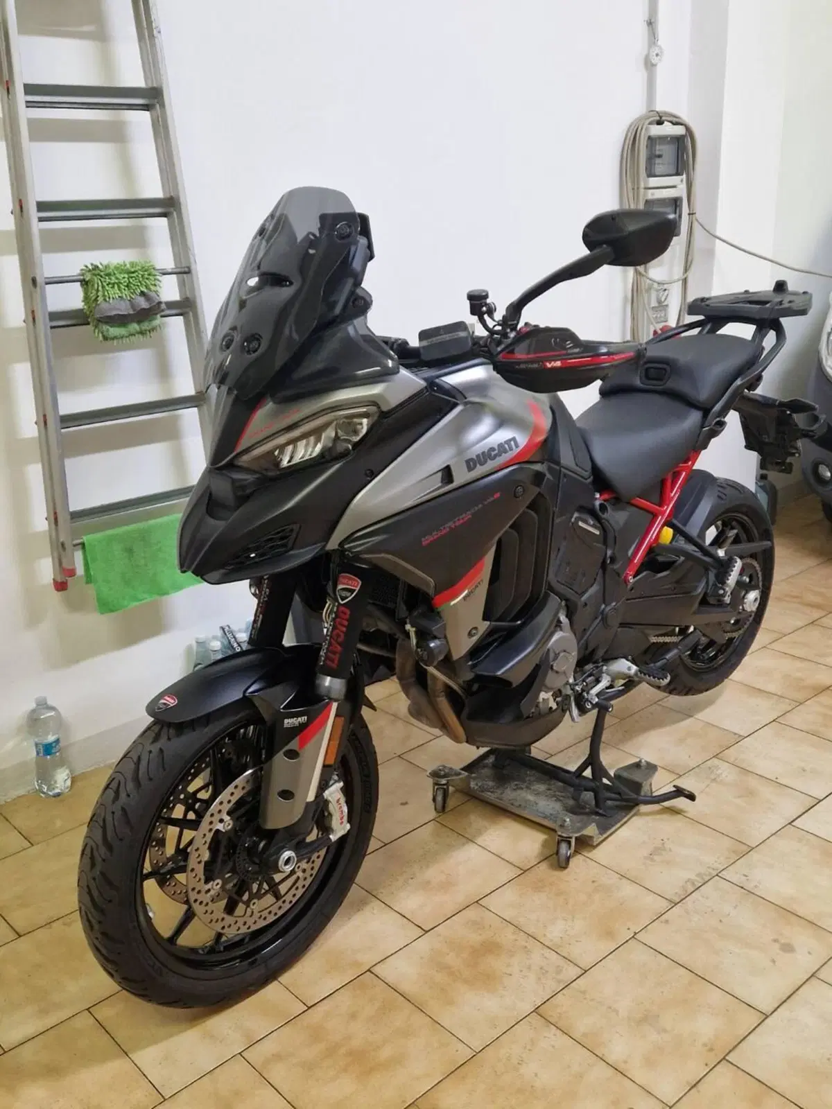 Ducati Multistrada V4 S Grand Tour (2024) (3)