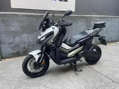 Honda X-ADV 750 (2017) usata