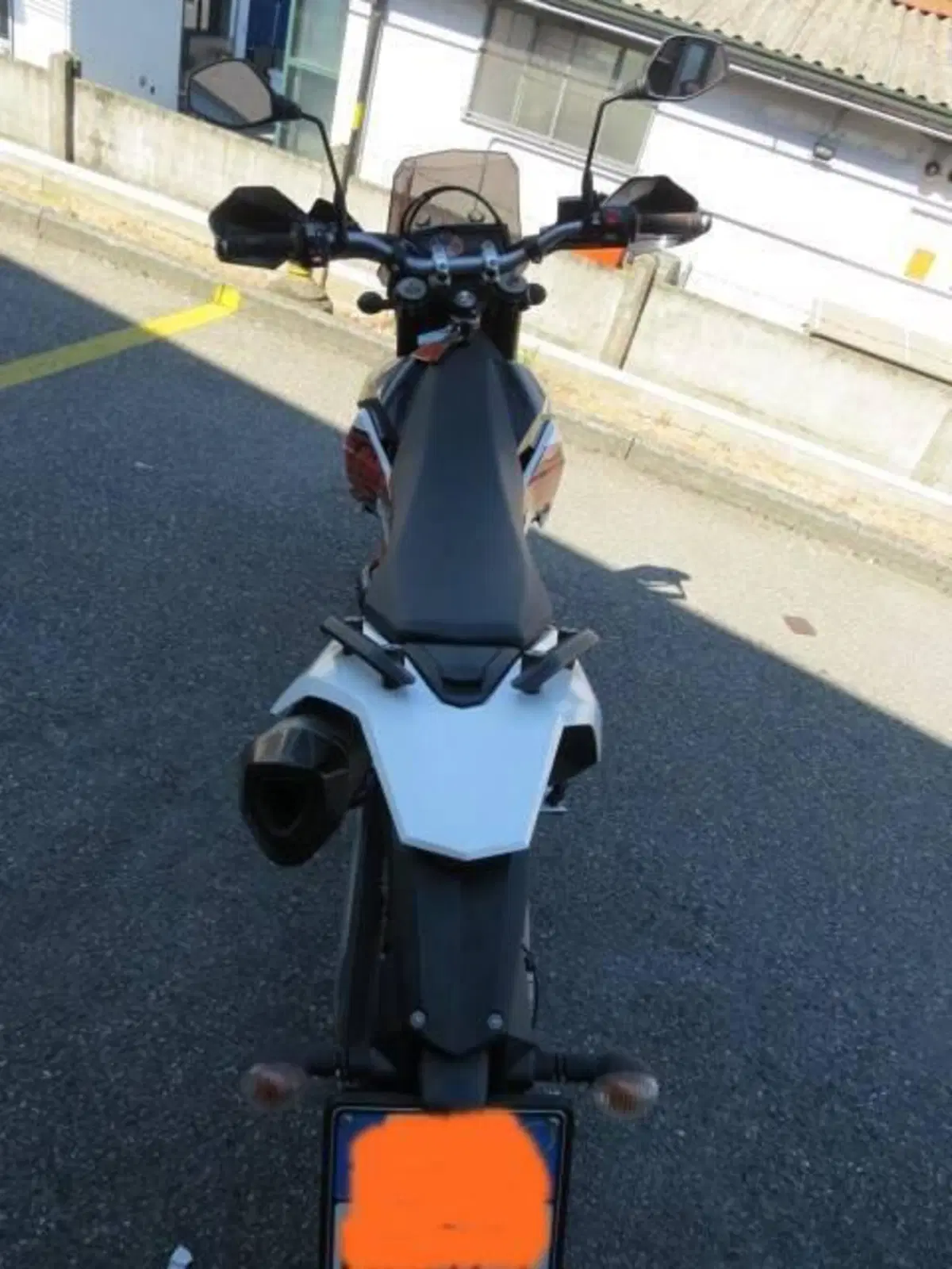 KTM 690 Enduro R (2012 - 17) (4)