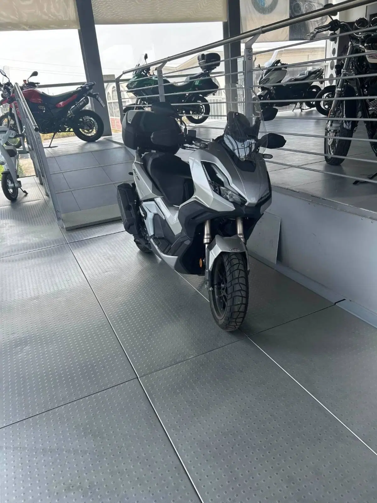 Honda ADV 350 (2022 - 24)