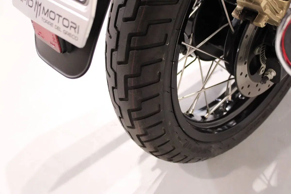 Royal Enfield Interceptor 650 (2021 - 26) (7)