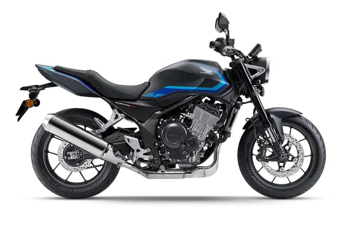 Honda CB400 Super Four: debutta in Giappone. Ha 4 cilindri e 58 cv (4)