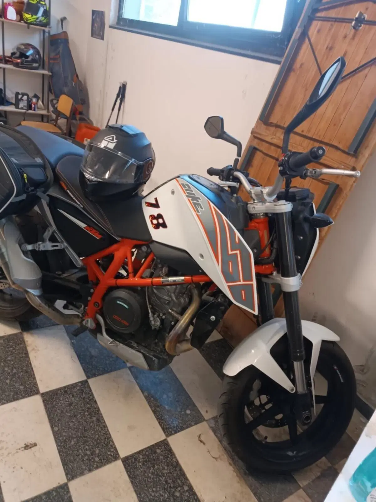 KTM 690 Duke (2012 - 16) (3)