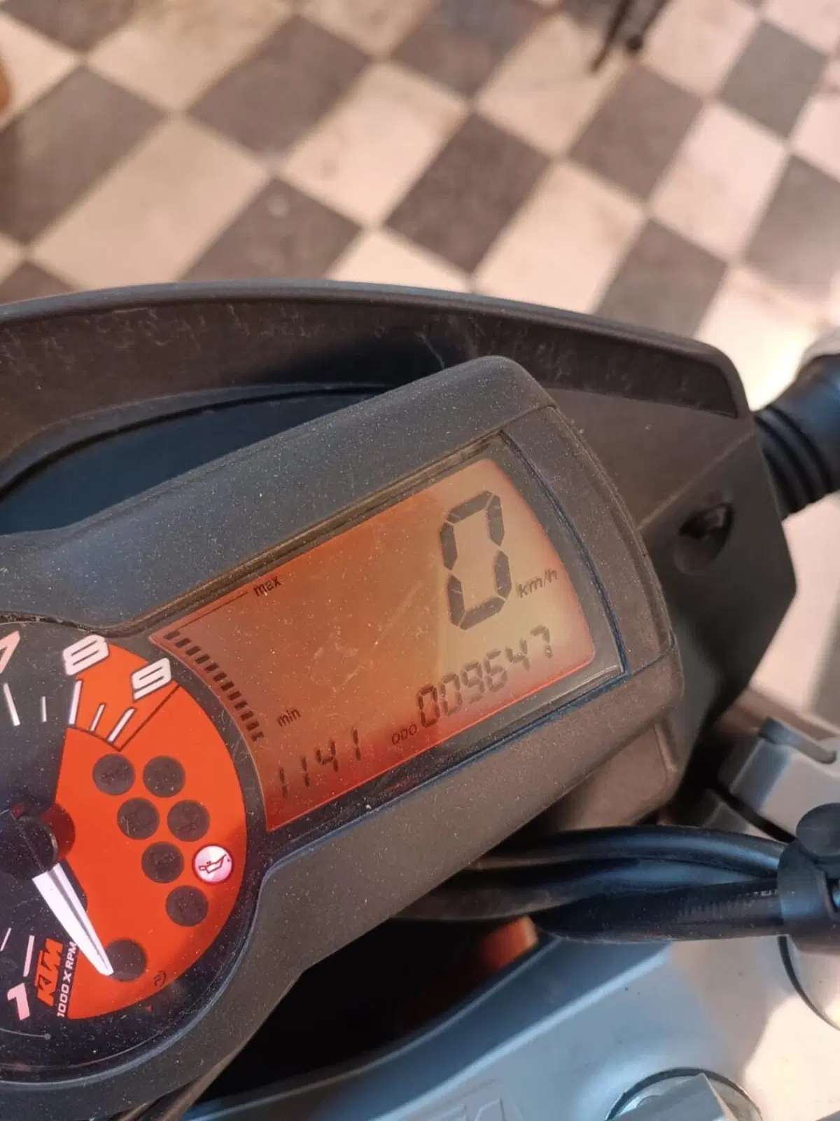 KTM 690 Duke (2012 - 16) (4)
