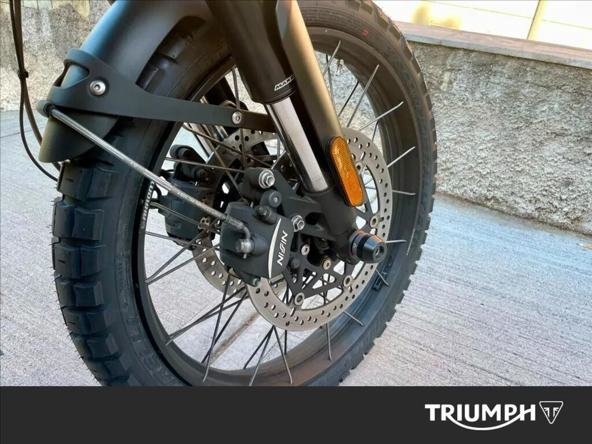 Triumph Scrambler 1200 X Icon Edition (2025 - 26) (12)