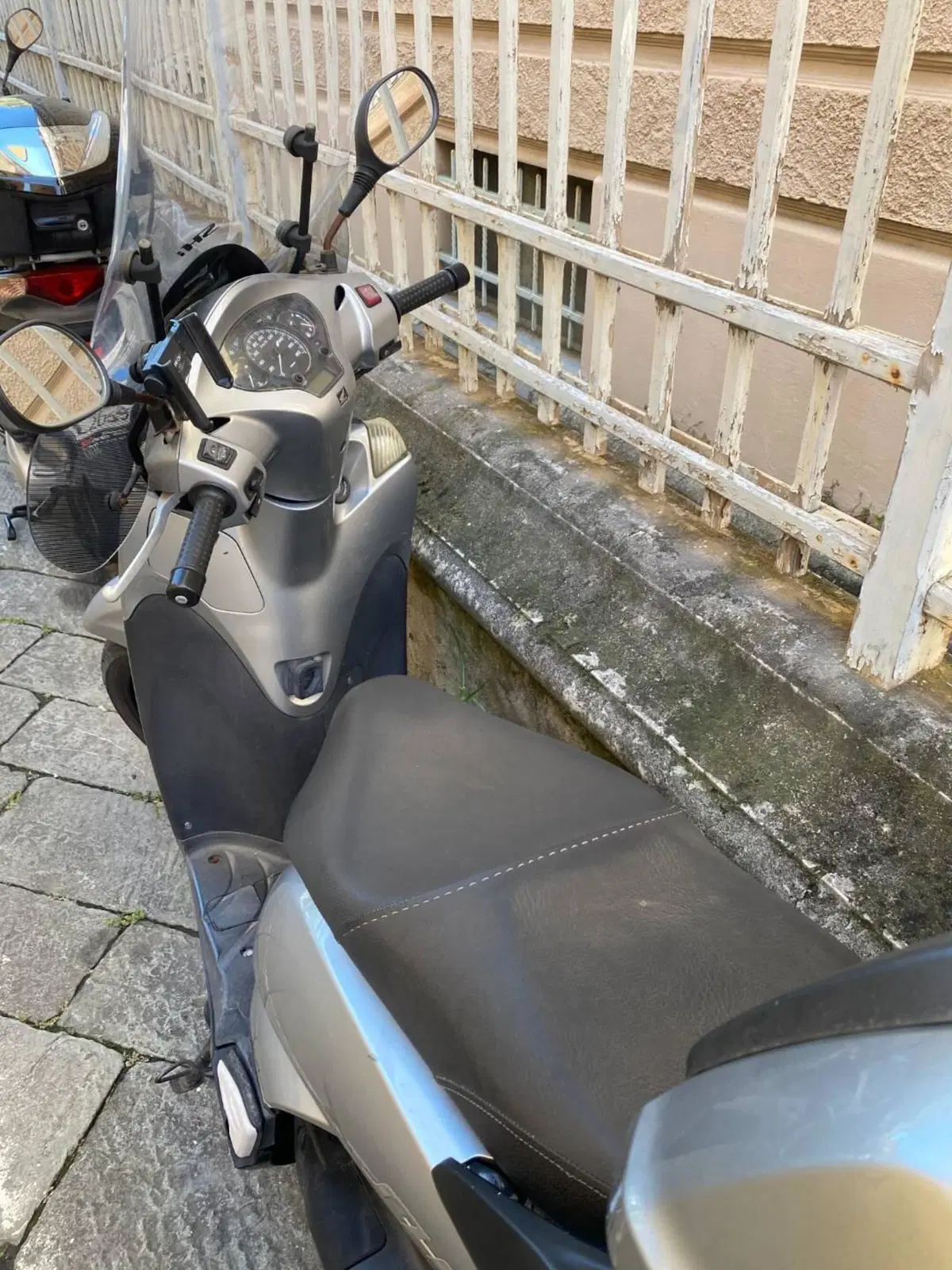 Honda SH 300 i (2006 - 10) (9)