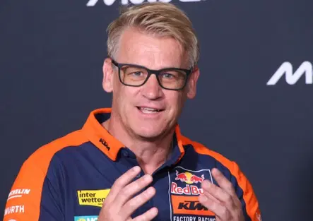 Pit Beirer conferma un problema ai motori delle KTM: C'è qualcosa che non va