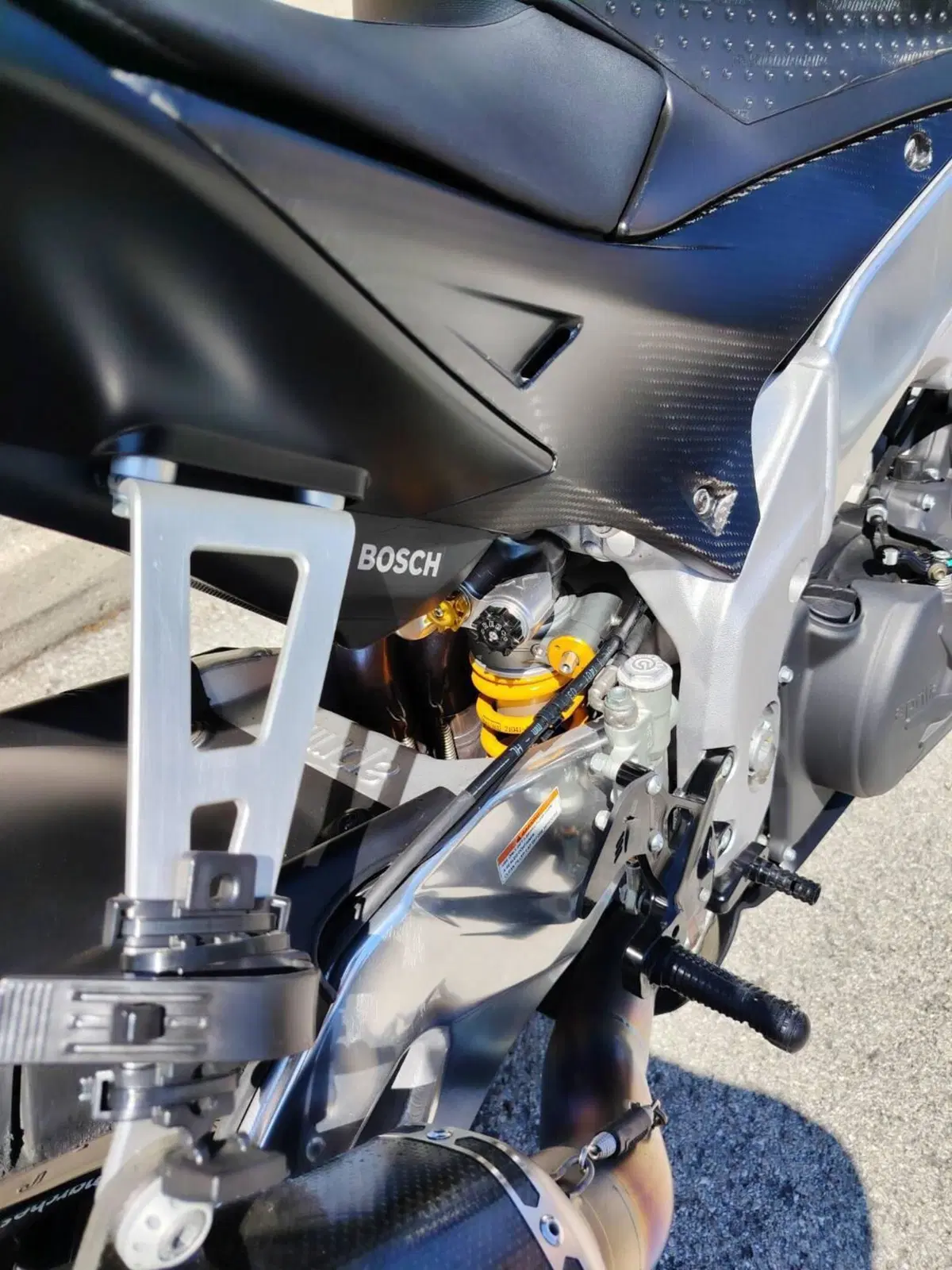Aprilia RSV4 1100 Factory (2019 - 20) (3)