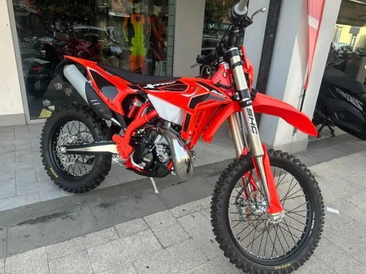 Betamotor RR X-PRO 300 2T Enduro (2027) (3)