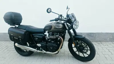 Triumph Speed Twin 900 (2023 - 24) usata