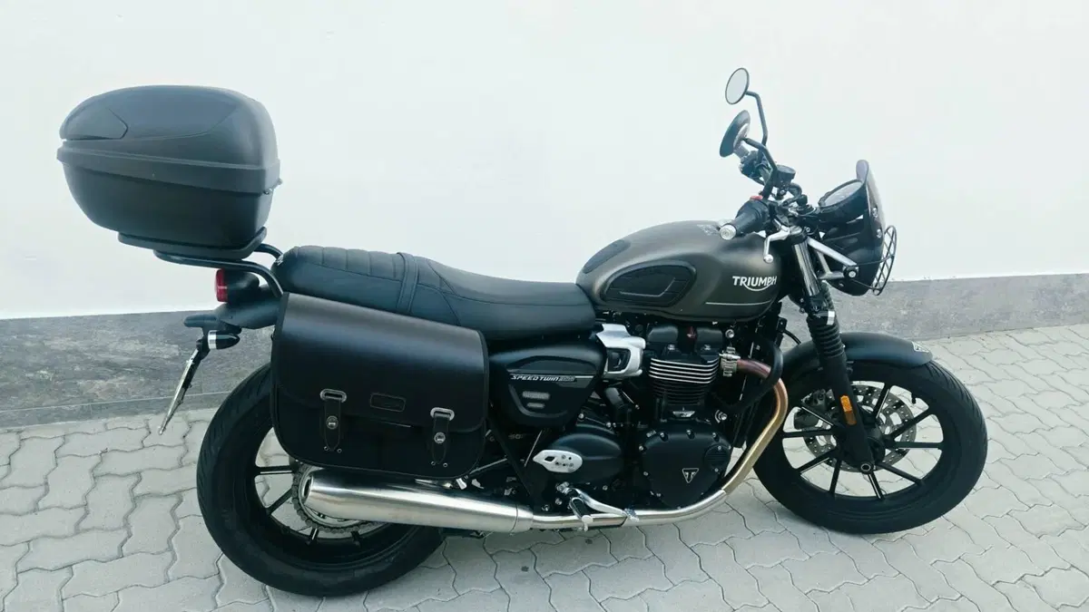 Triumph Speed Twin 900 (2023 - 24) (4)