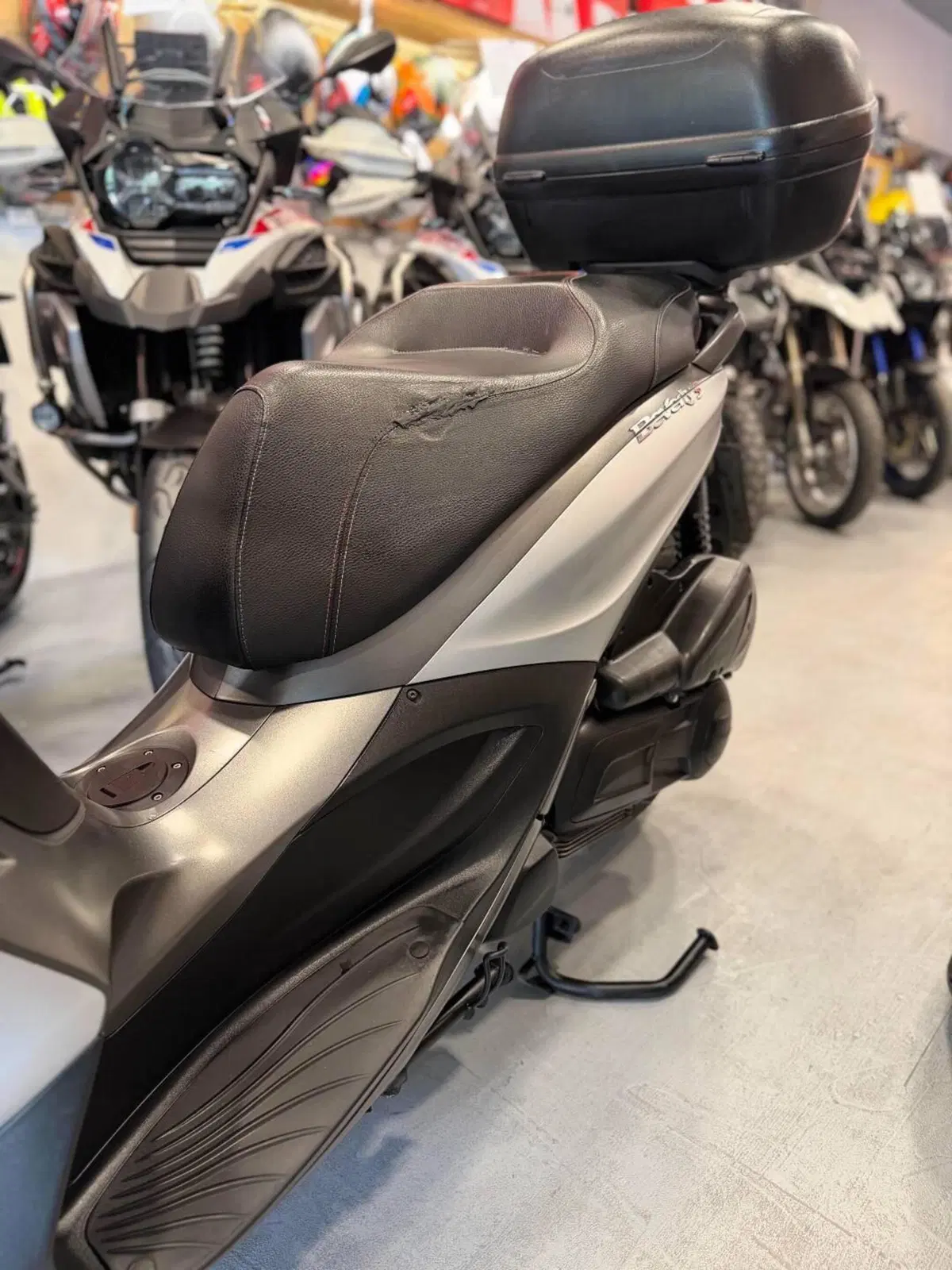 Piaggio Beverly 300 S i.e. ABS-ASR (2016 - 20) (17)
