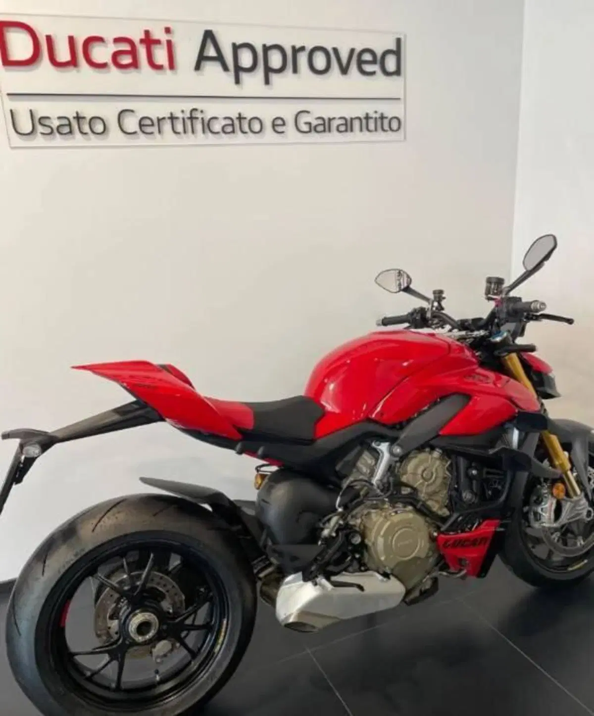 Ducati Streetfighter V4 S (2023 - 24) (2)