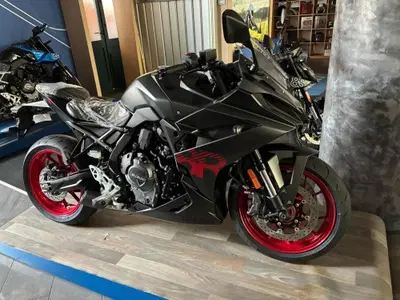 Suzuki GSX-8R (2024 - 26) nuova