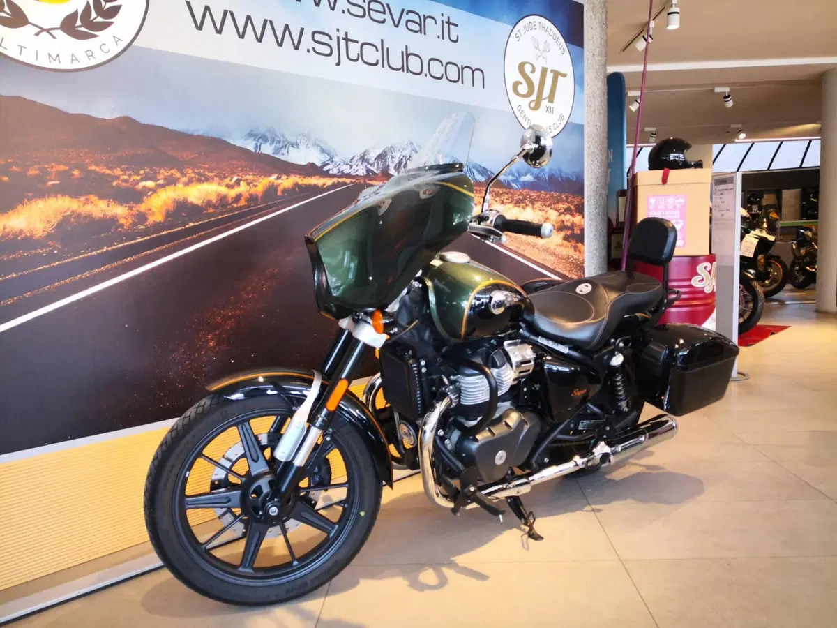 Royal Enfield Super Meteor 650 (2023 - 26) (11)