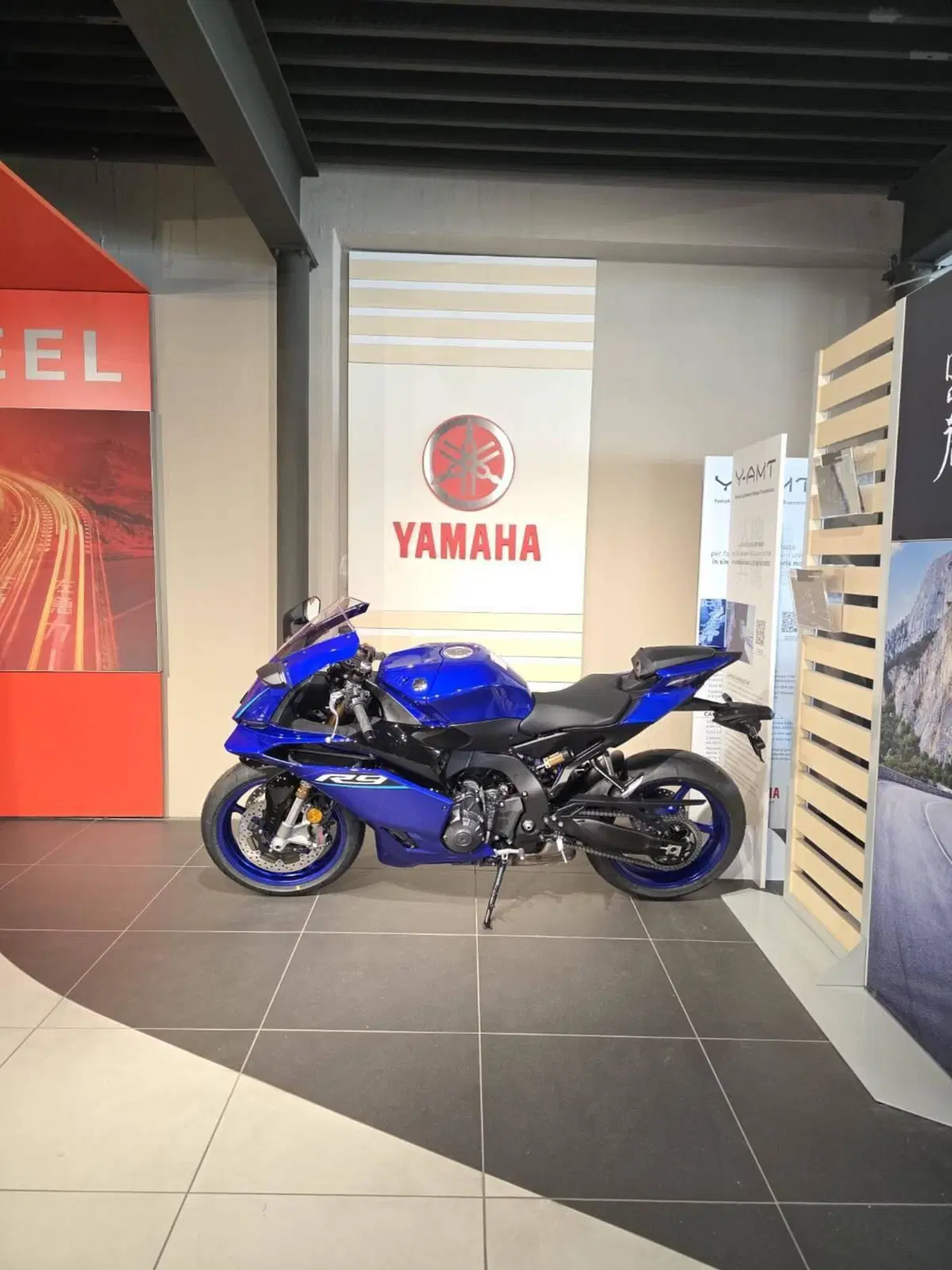 Yamaha YZF R9 (2025 - 26) (2)