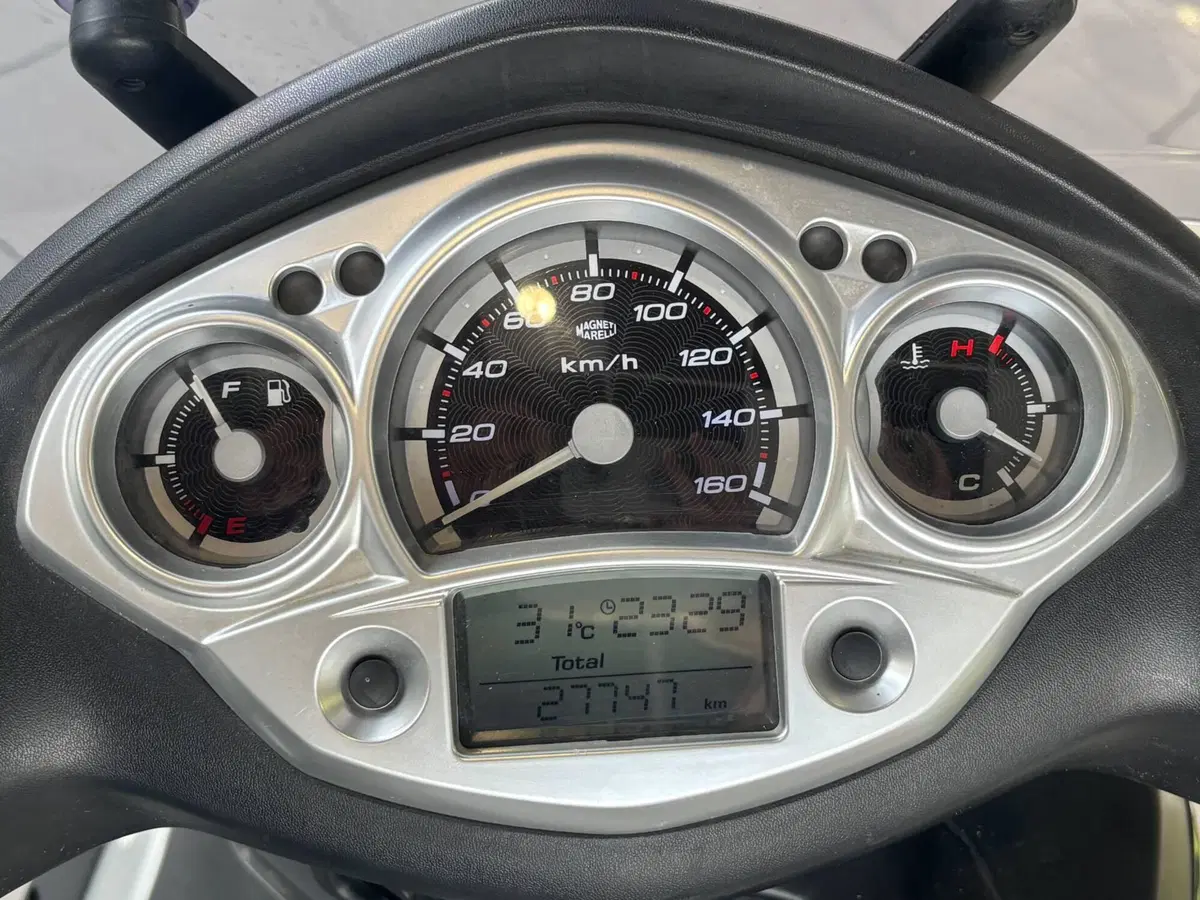 Yamaha X-City 250 (2006 - 16) (10)