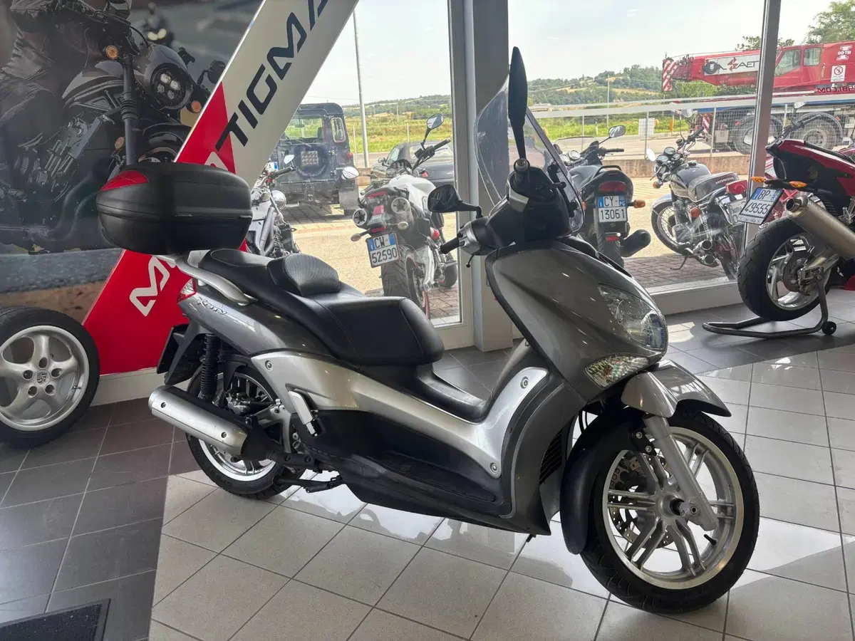 Yamaha X-City 250 (2006 - 16) (2)