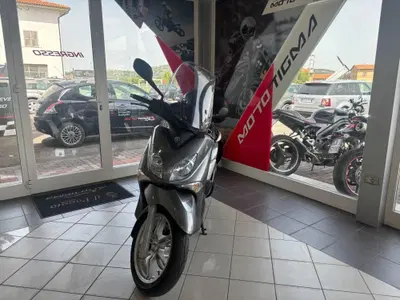 Yamaha X-City 250 (2006 - 16) usata