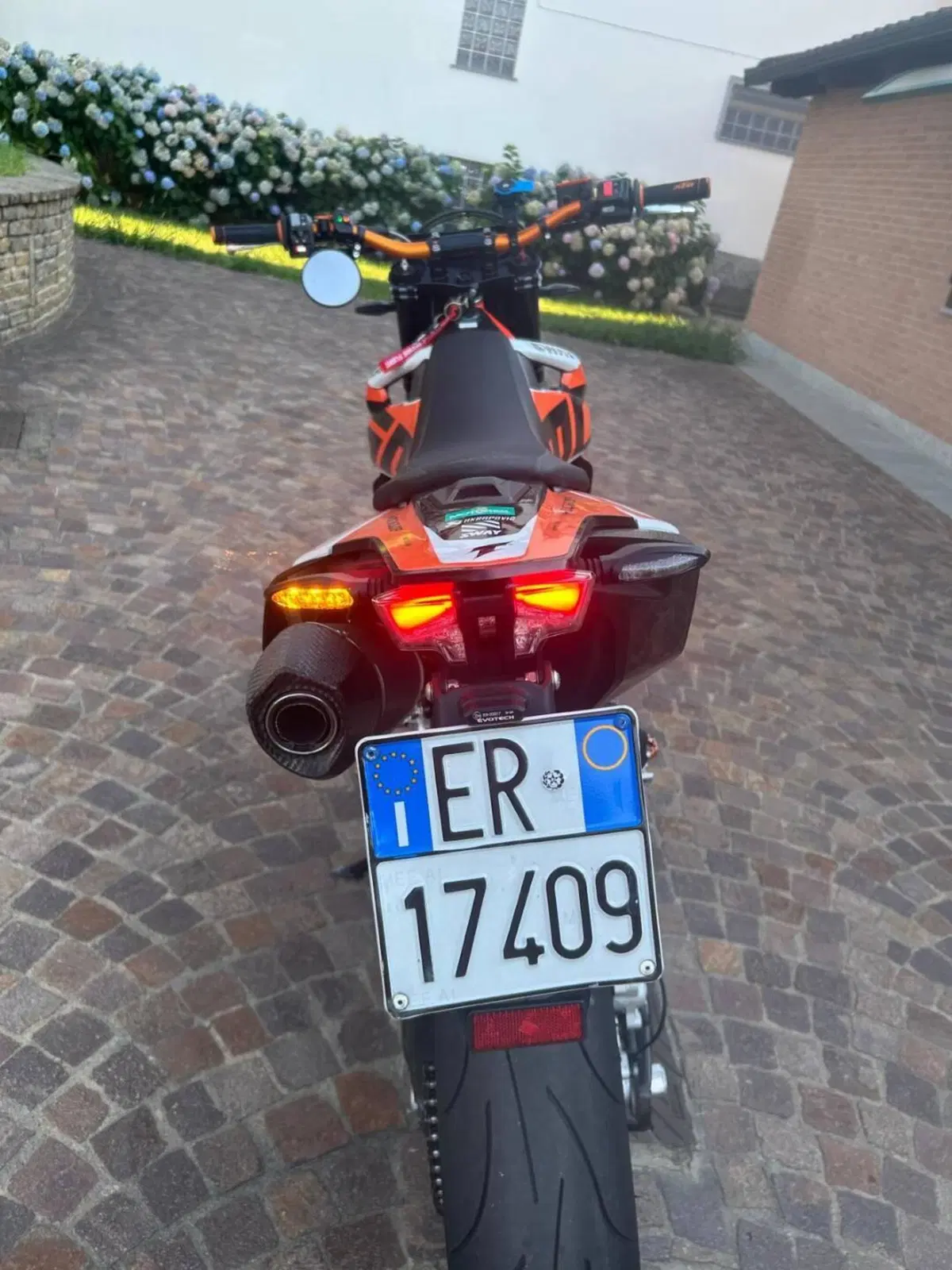 KTM 690 SMC R (2019 - 20) (10)