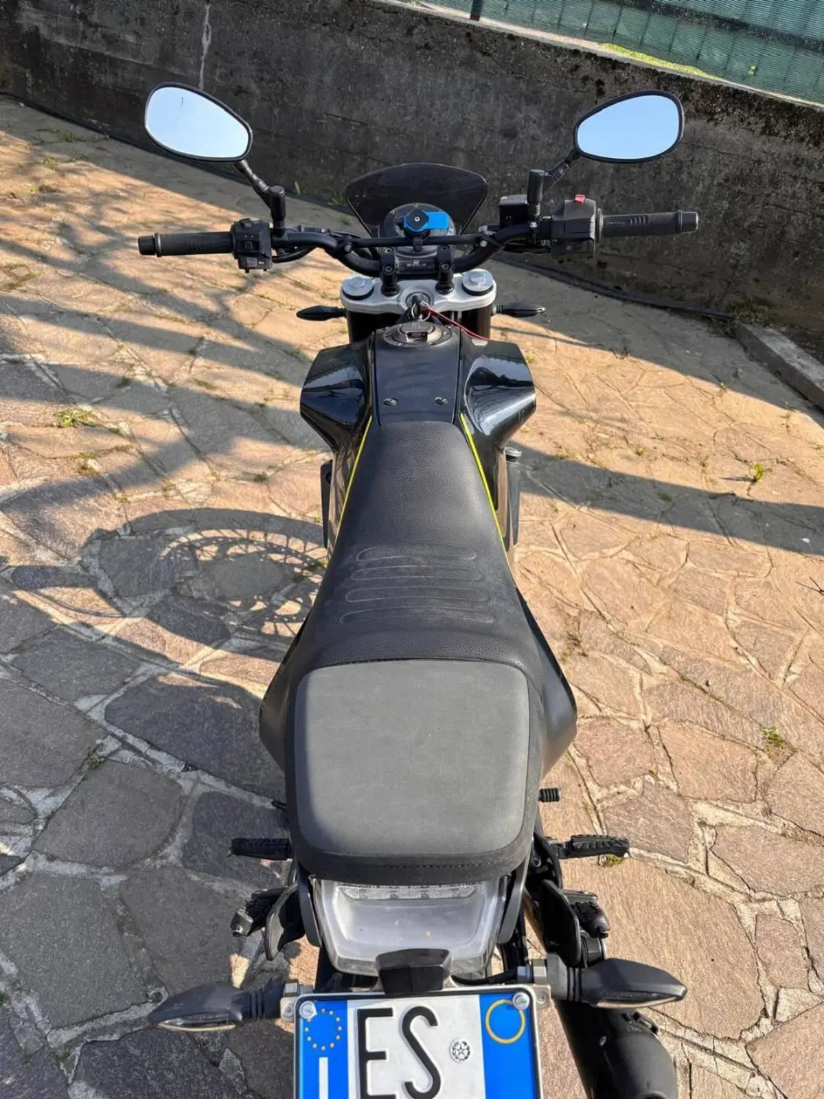 Husqvarna Svartpilen 401 (2018 - 19) (3)