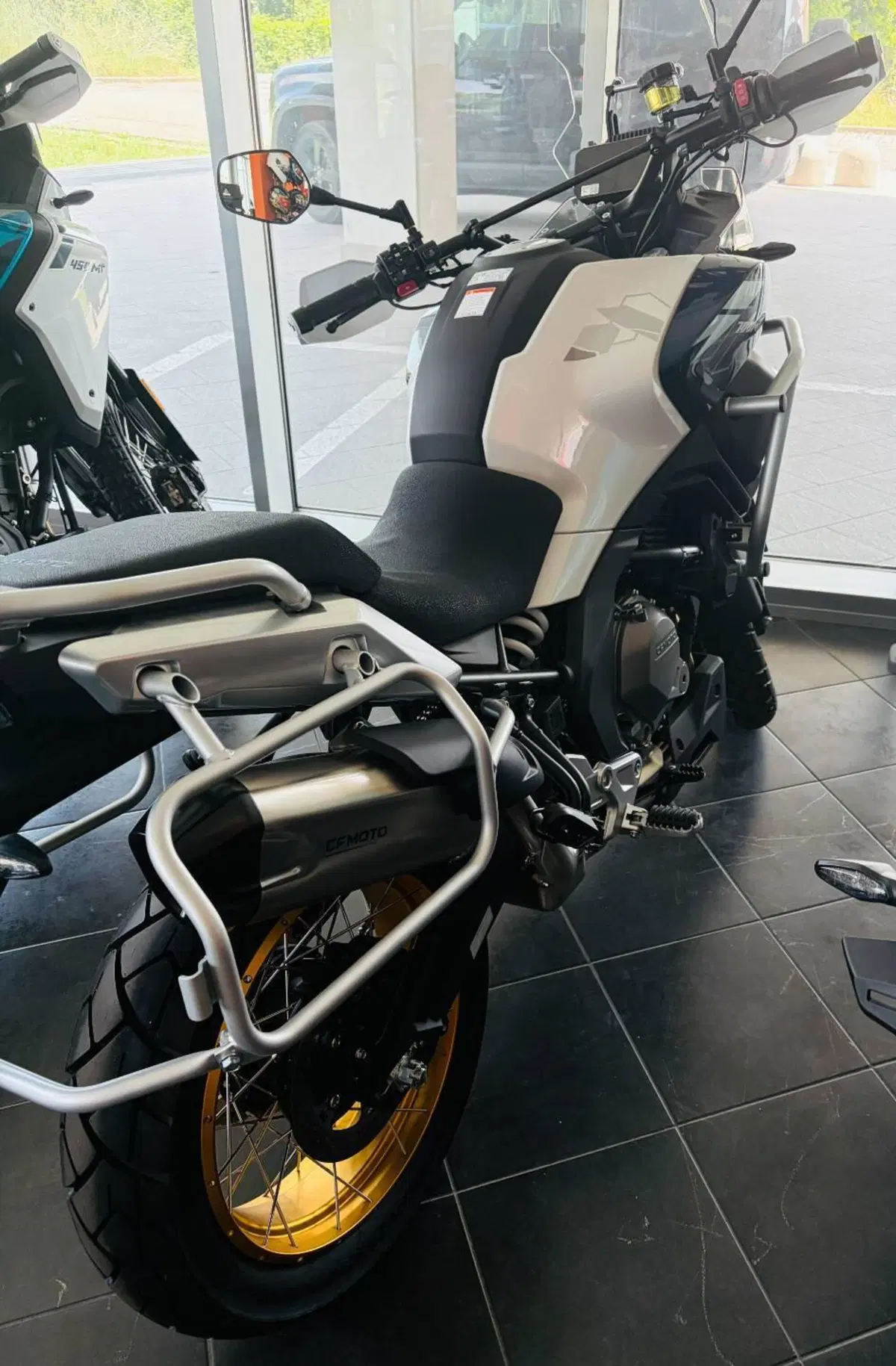 CFMOTO 700MT (2024 - 26) (2)